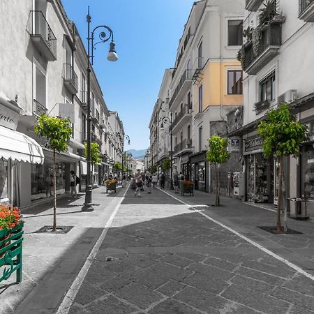Comfy Apt 4 Sleeps Right In The Centre Sorrento Exteriör bild